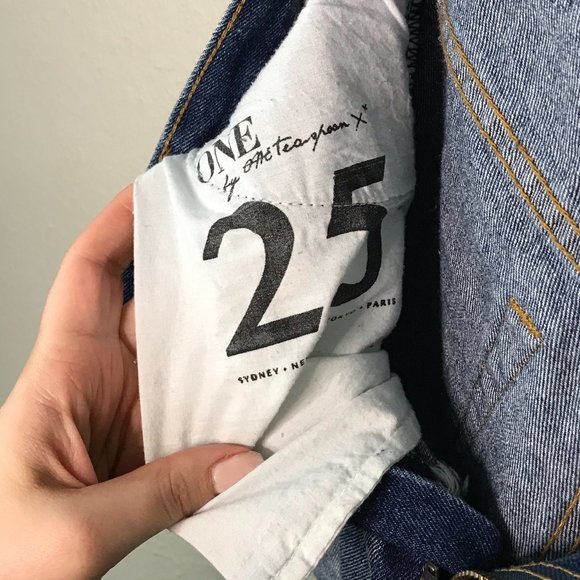 One X OneTeaspoon for Free People Outlaws Distressed Shorts - Picture 8 of 10